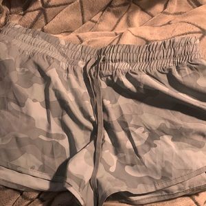 army green activewear shorts